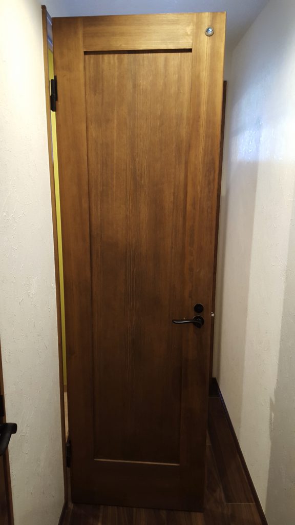 無垢扉（トイレ・洗面）